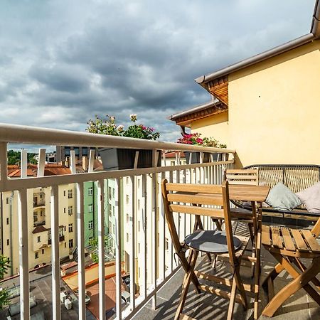 Central, Spacious, Modern 5 Bedrm Duplex W/Balcony Prague Ngoại thất bức ảnh