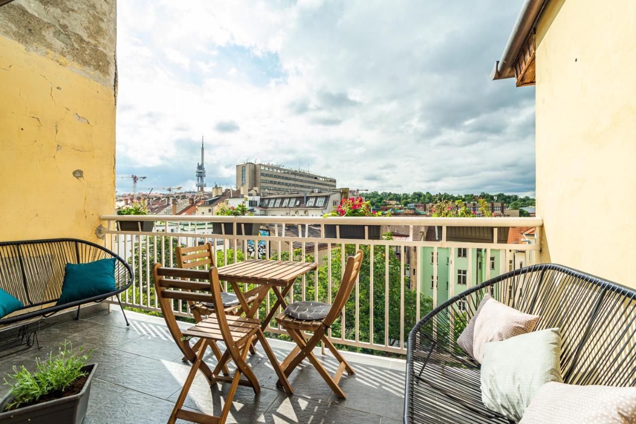 Central, Spacious, Modern 5 Bedrm Duplex W/Balcony Prague Ngoại thất bức ảnh