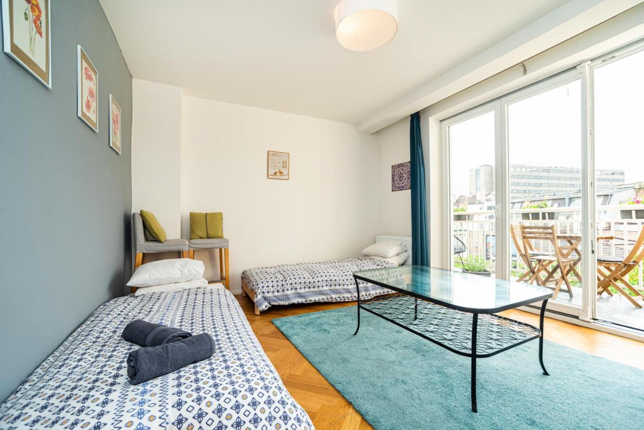 Central, Spacious, Modern 5 Bedrm Duplex W/Balcony Prague Ngoại thất bức ảnh